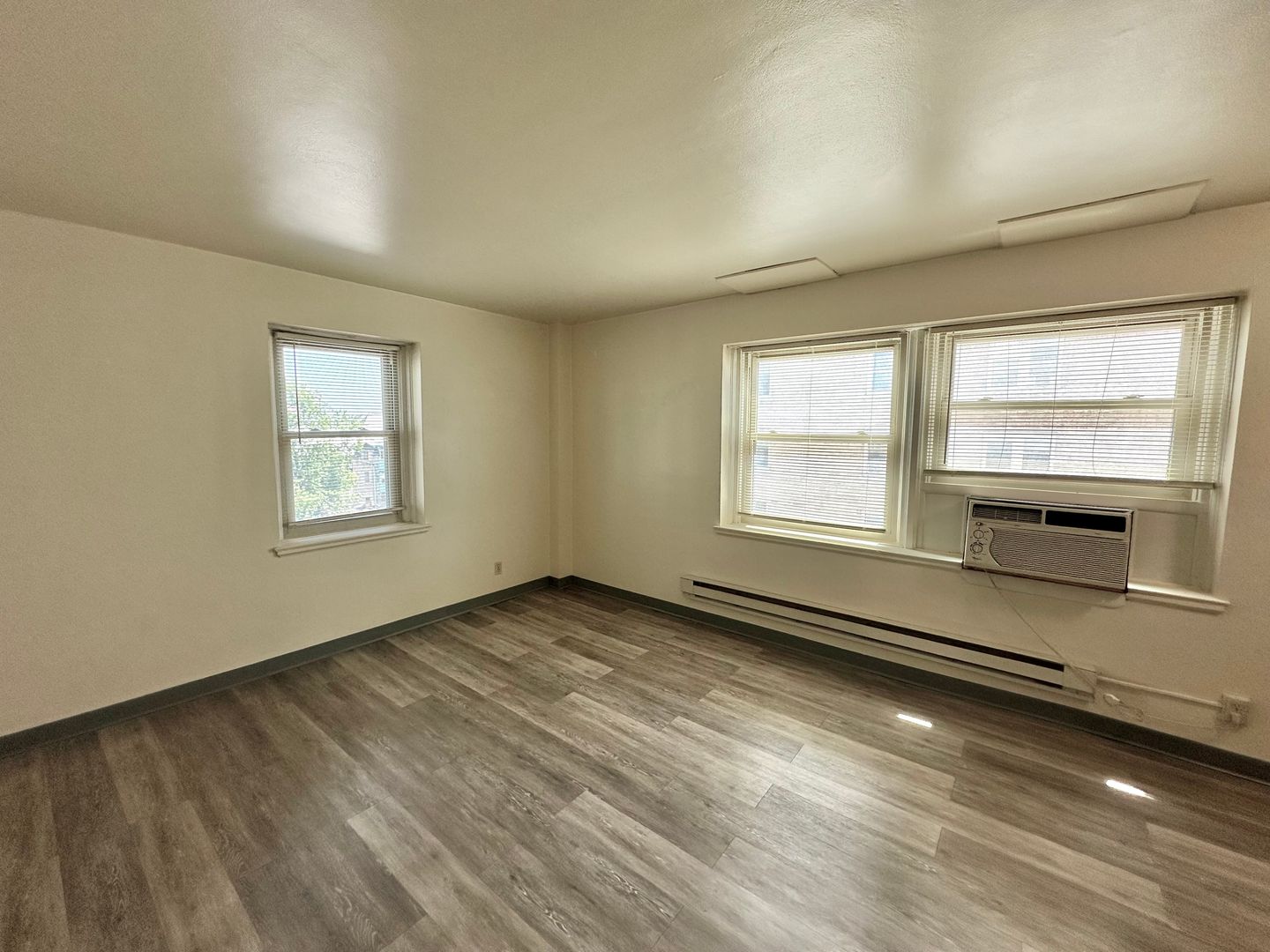 1029 E Knapp St 1 of 7