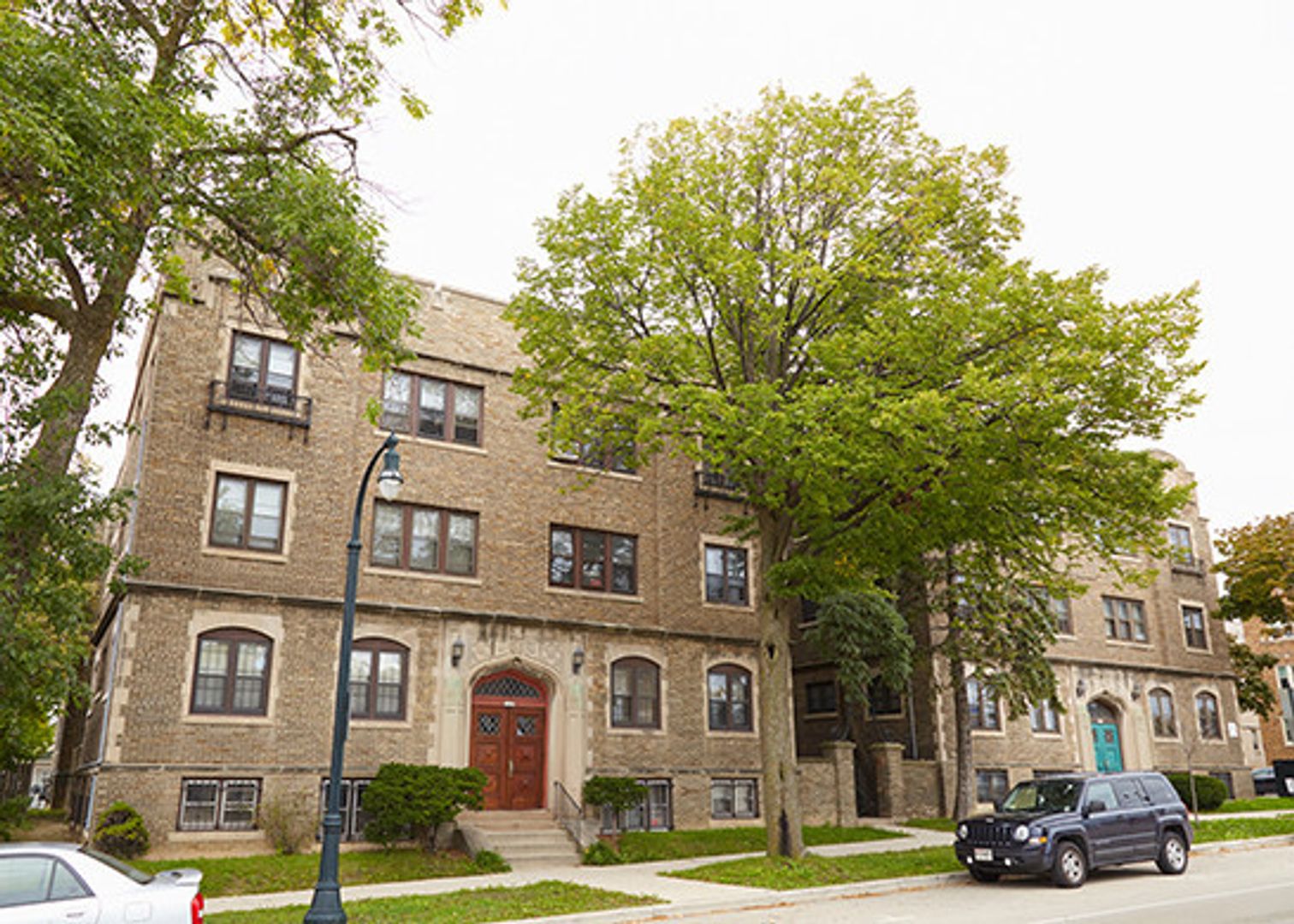 Shorewood Apartment: 1428 E Capitol Drive