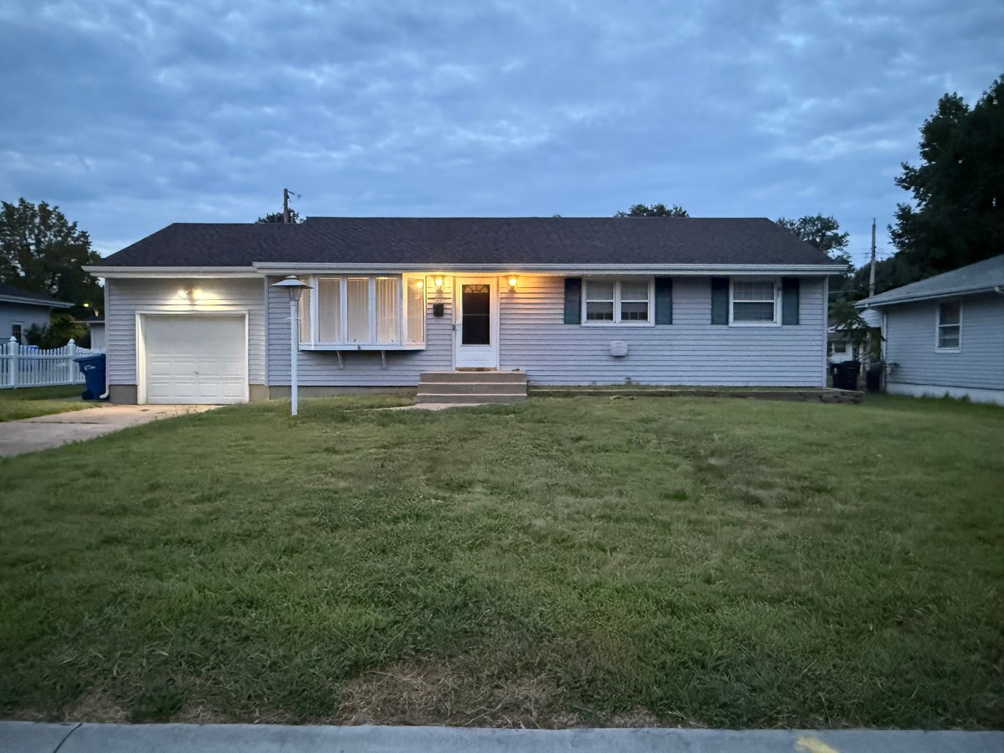 Charming 3 Bedroom Home in Florissant