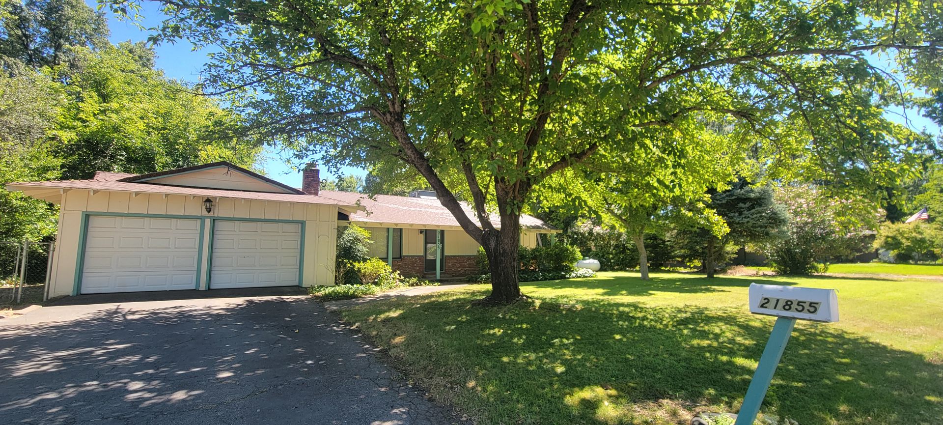 PALO CEDRO House: 21855 BELMONT DRIVE