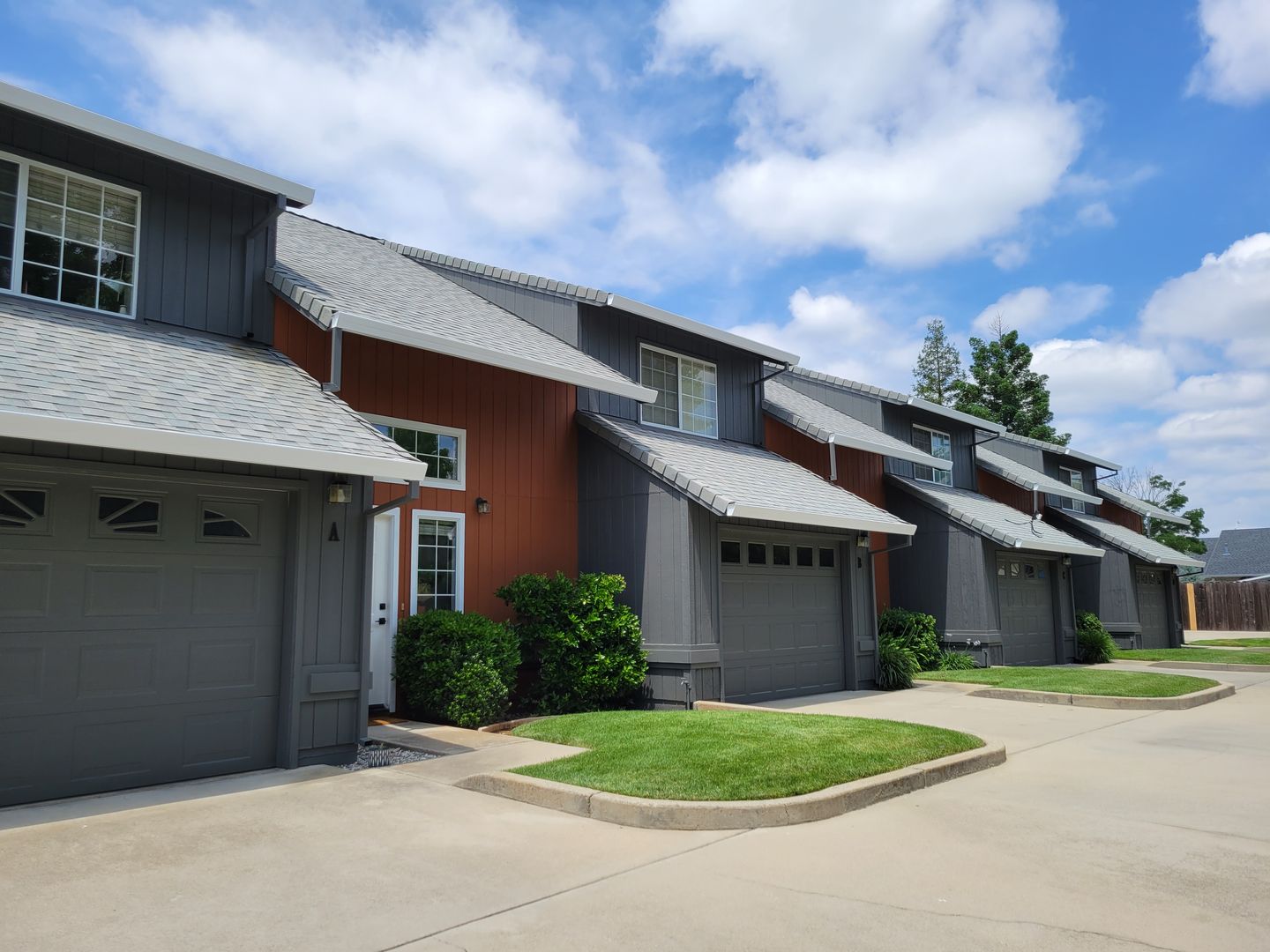 REDDING Apartment: 826 CALLY CT