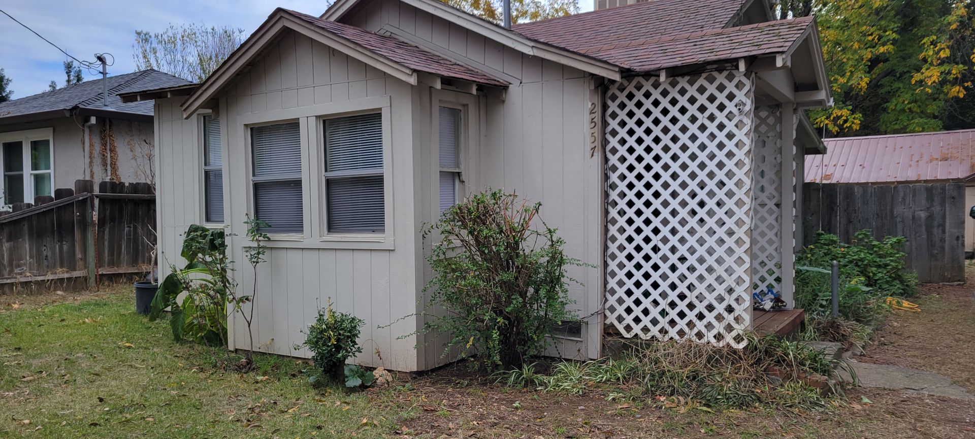 REDDING House: 2557 RUSSELL ST