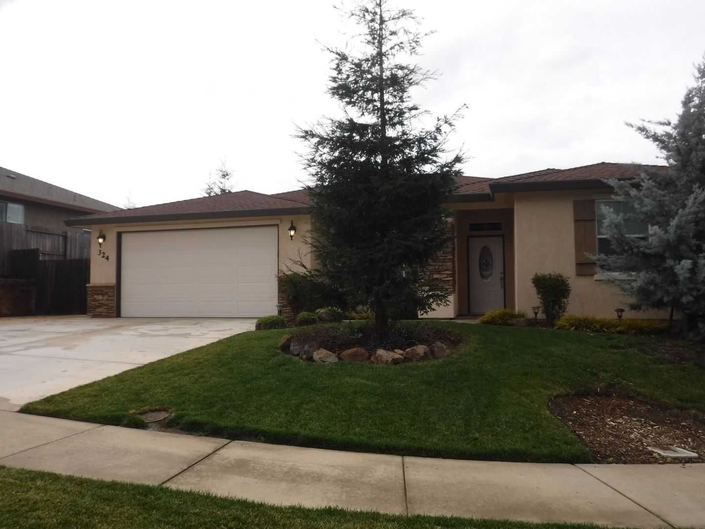 Lovely 4 Bedroom Home!