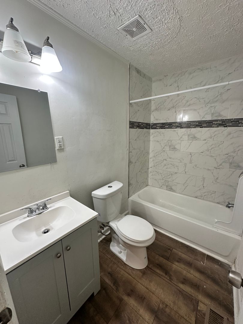 227 Settlers Landing Road 8 of 12