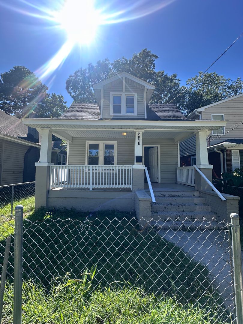 Norfolk House: 2815 Keller Ave