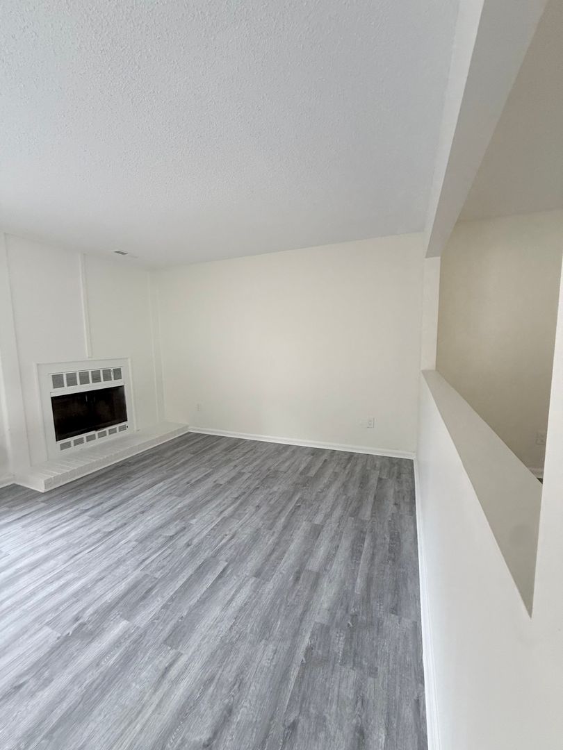 Virginia beach House: 3775 Chimney Creek