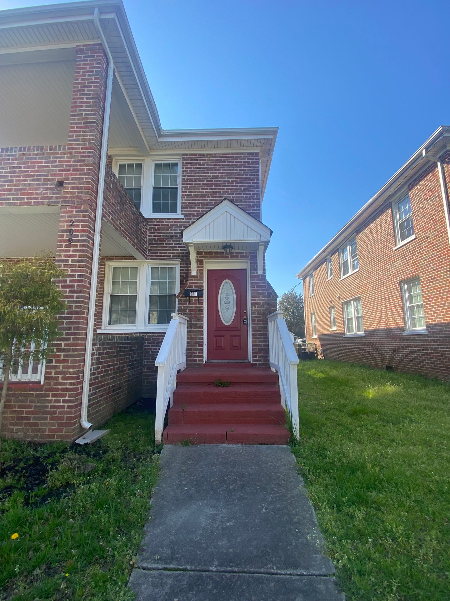 Suffolk Condo: 209 & 211 N Broad St