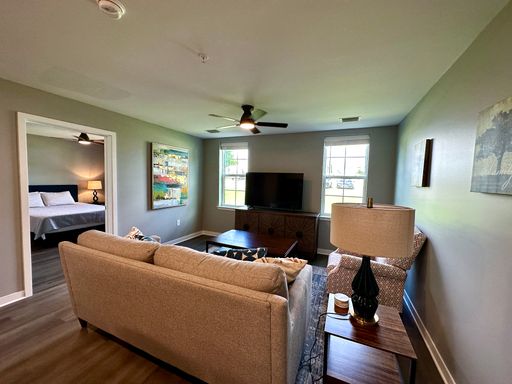 Avenue 6 - Luxury Apartments Downtown Huntsville South – photo 1