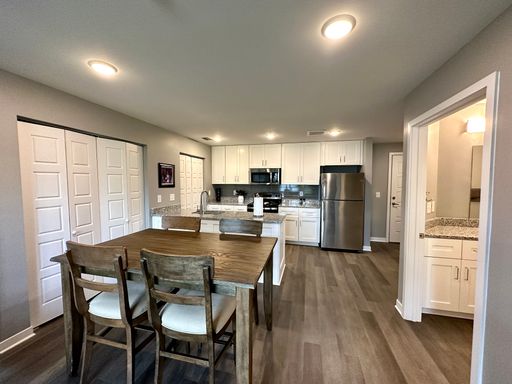Avenue 6 - Luxury Apartments Downtown Huntsville South – photo 1