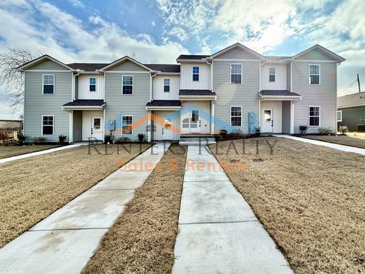 Modern Luxury Townhouse in the Heart of Huntsville – photo 1