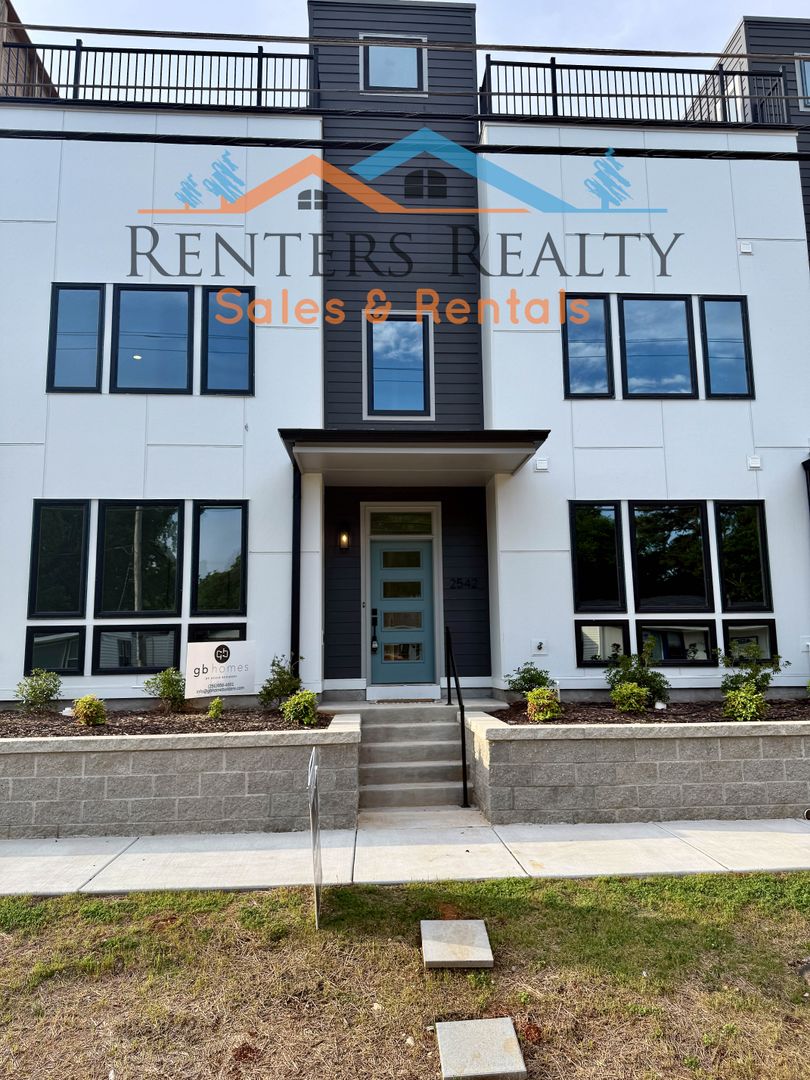 Huntsville Townhome: 2542 Freeman Rd SW