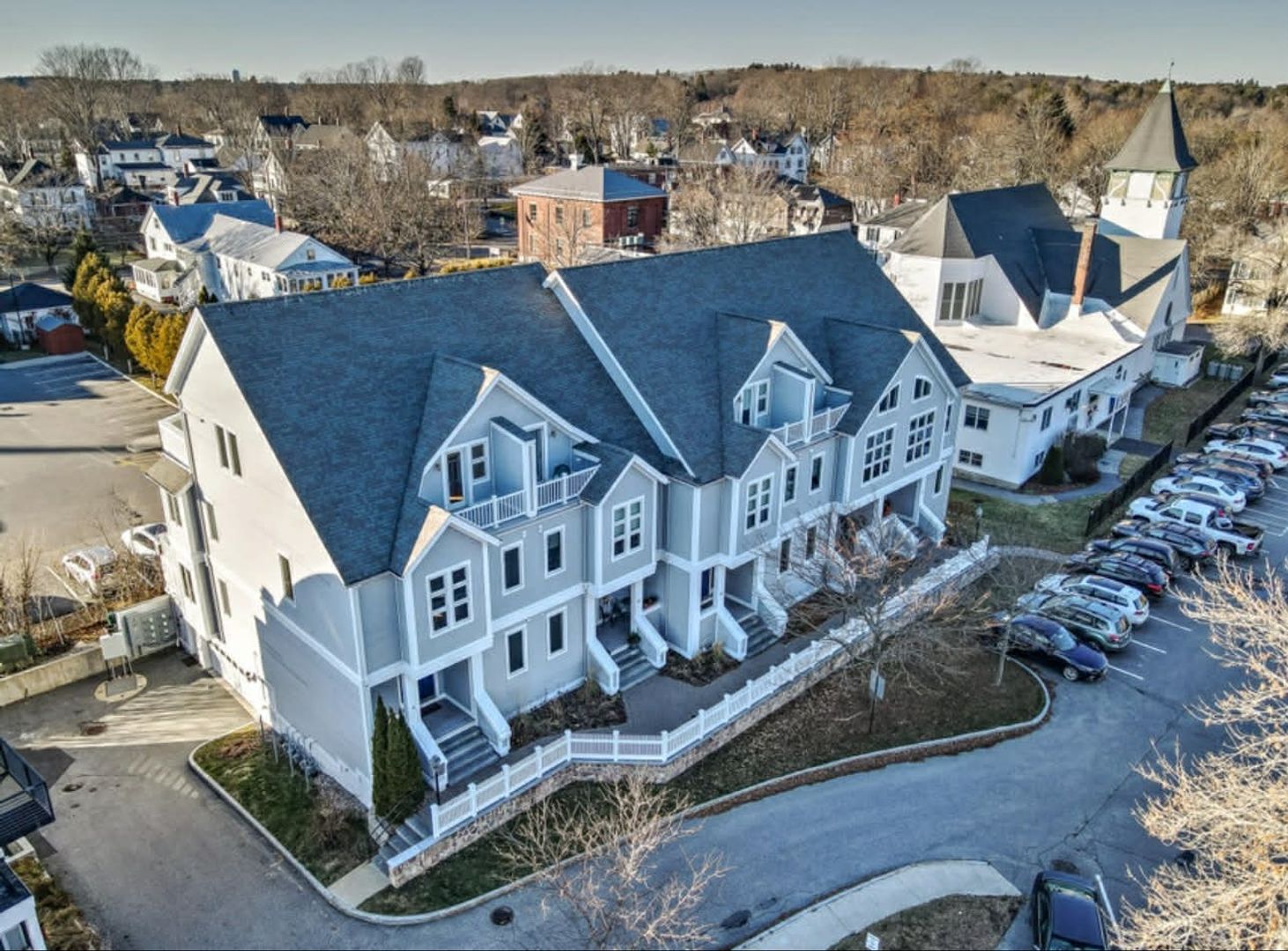 Brunswick Condo: 11 Abbey Rd