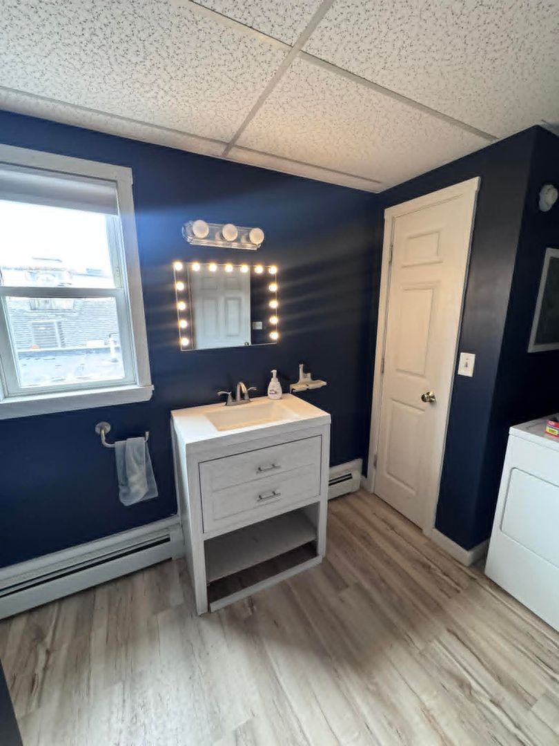 Lisbon Falls Apartment: 12 Main St
