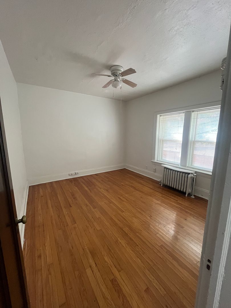 Cleveland Heights Apartment: 2440 Overlook Rd.