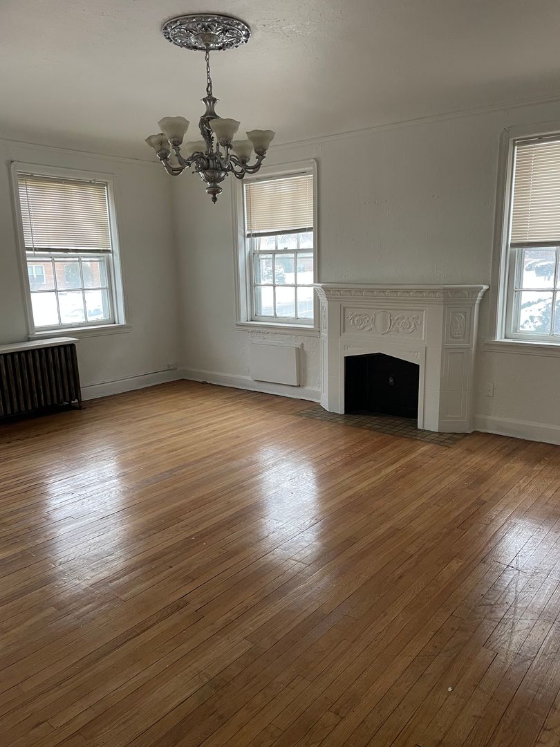 Shaker Heights Apartment: 2534 - 2538 Kemper Rd