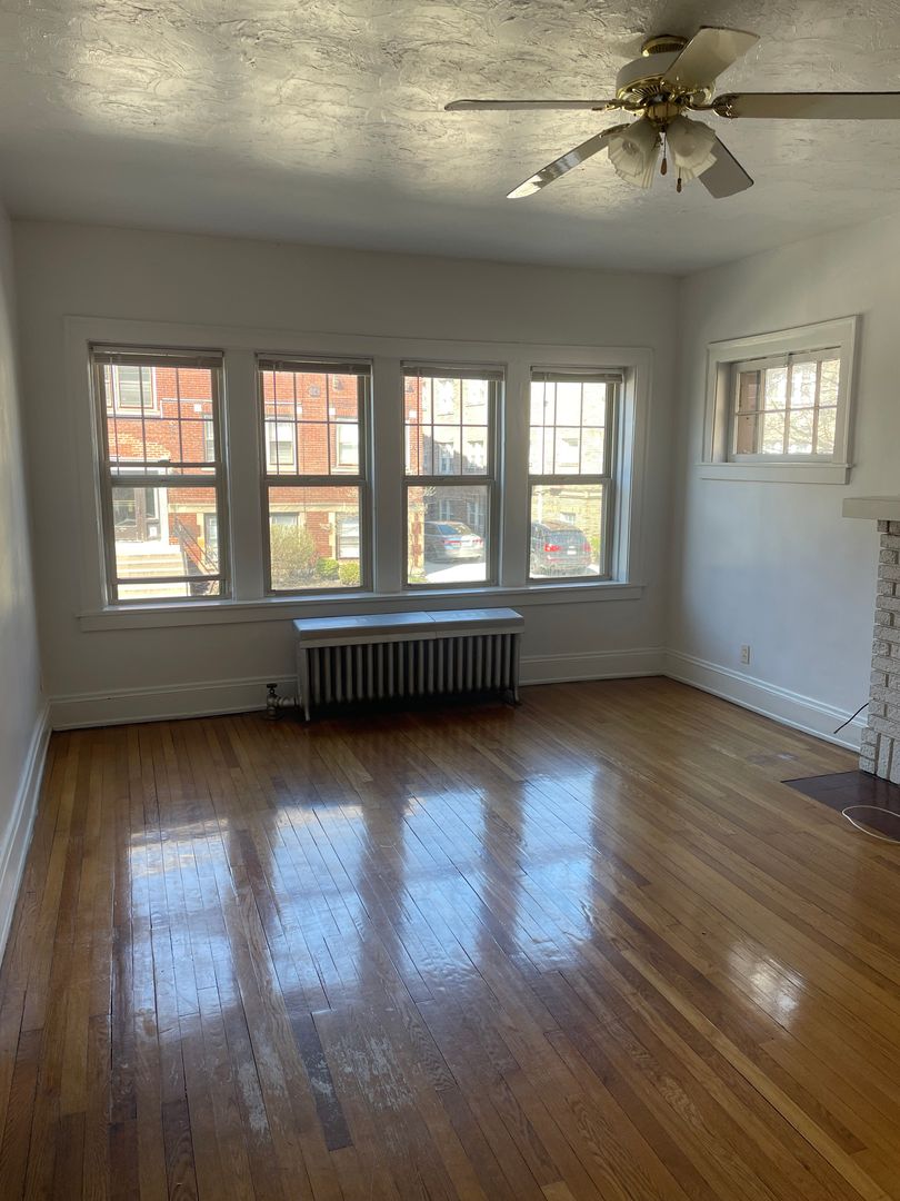 Cleveland Heights Apartment: 2115-2123 Lennox Rd.