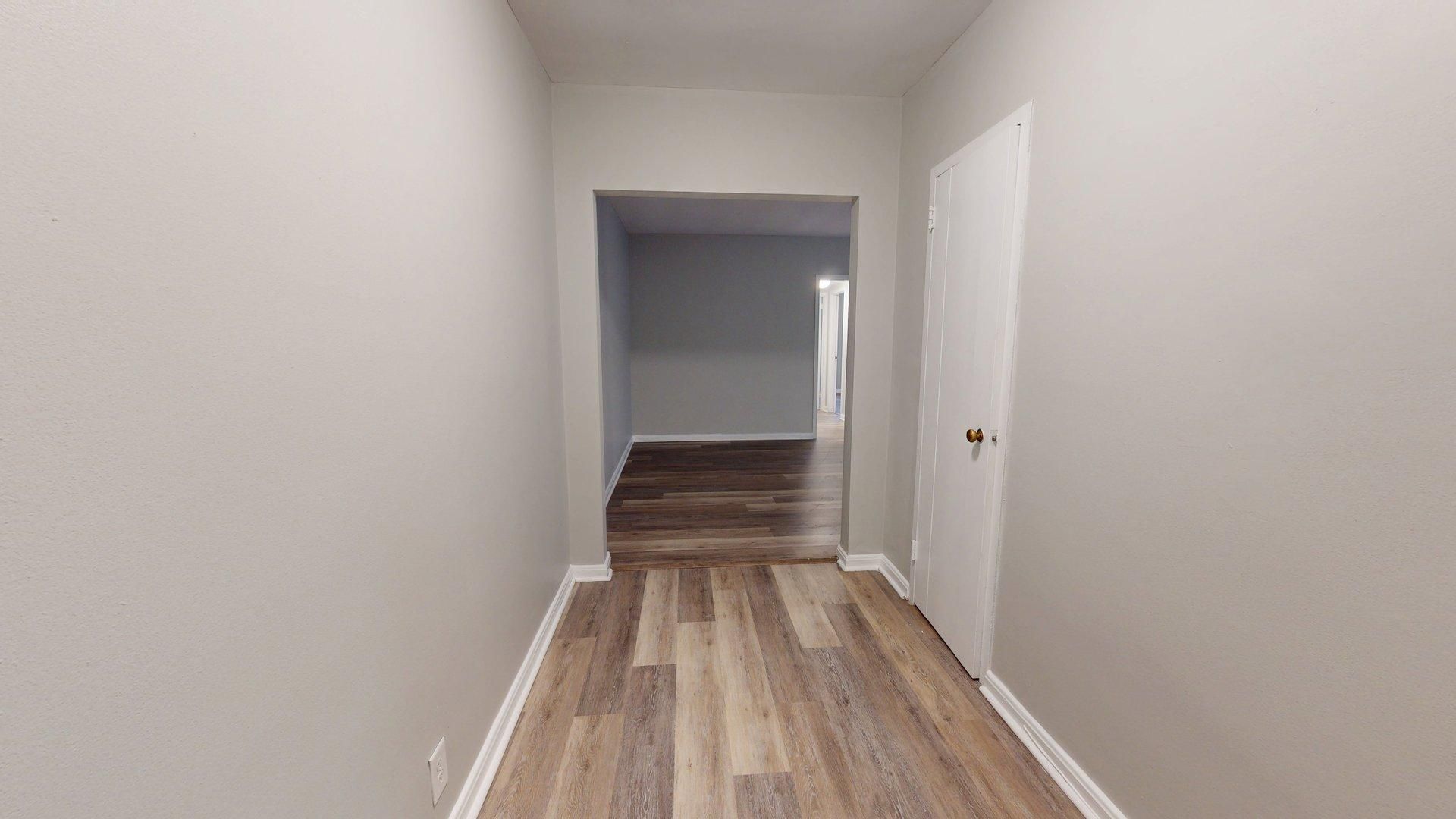 Shaker Heights Apartment: 2550 Kemper Rd