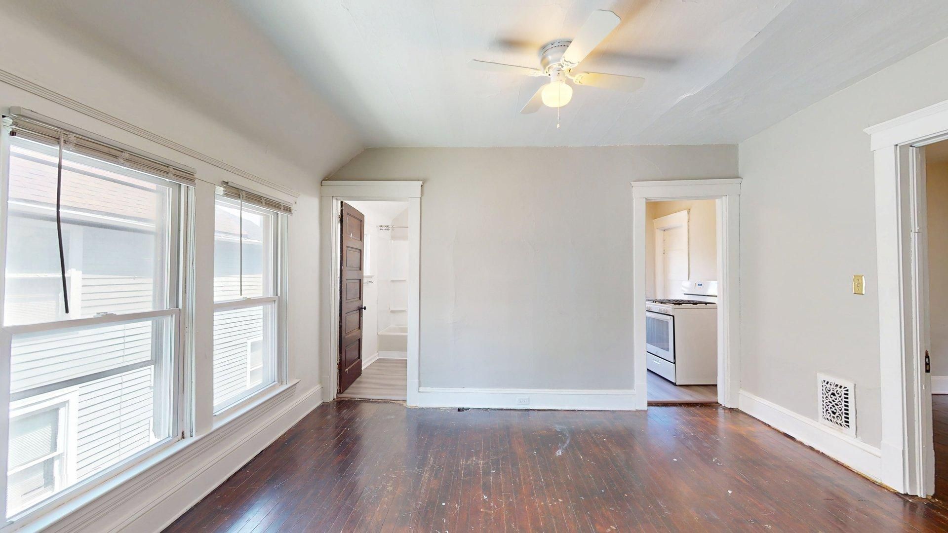 Cleveland Apartment: 3865 West 16th Street