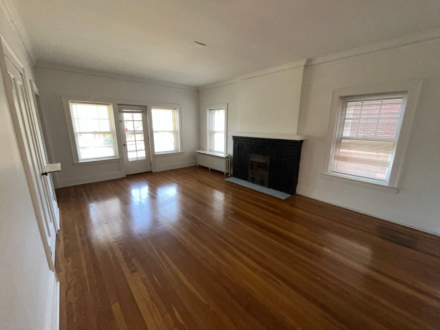 Cleveland Heights Apartment: 2440 Overlook Rd.