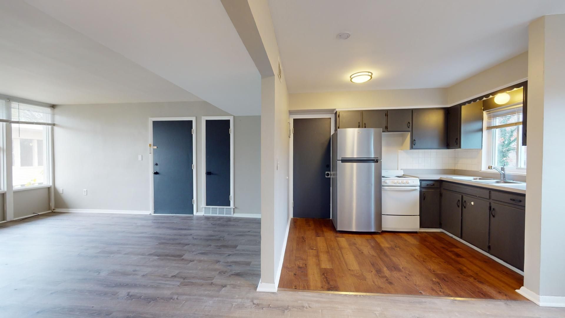 Rocky River Apartment: 18923 Hilliard Blvd.