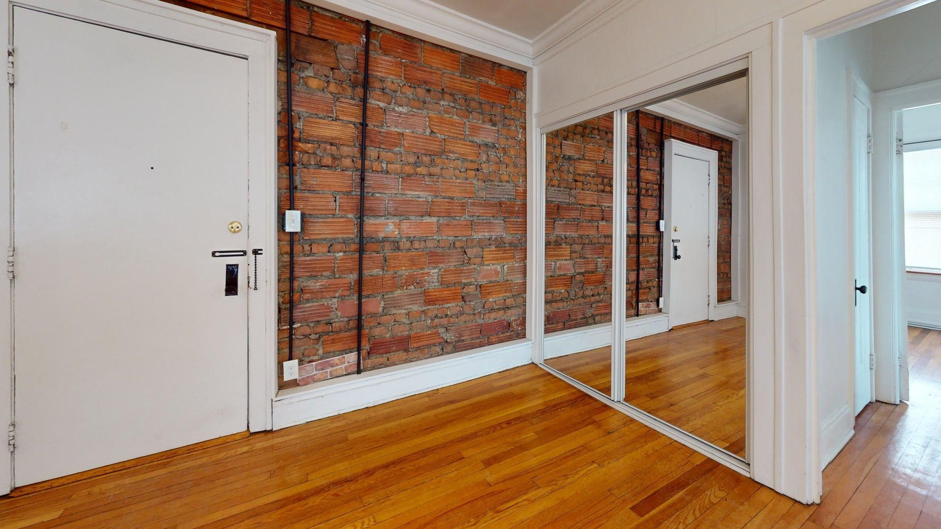 Cleveland Heights Apartment: 12479 Cedar Road