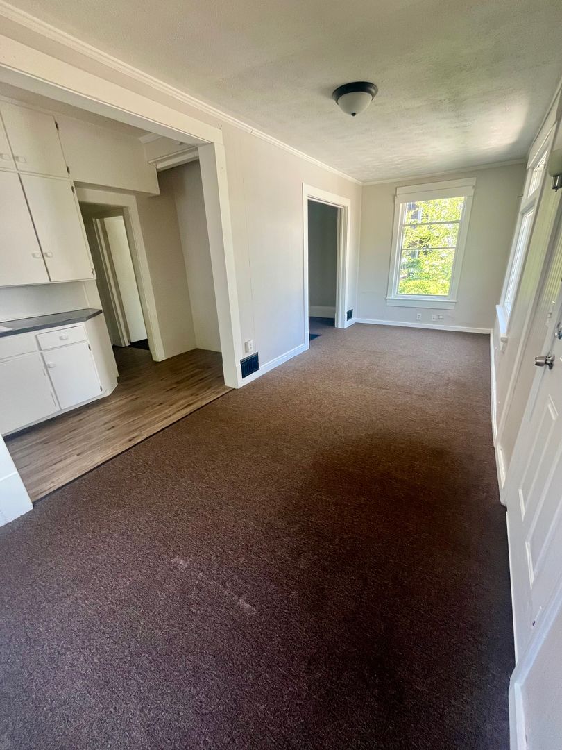 Canton Apartment: 808 7th Street NW