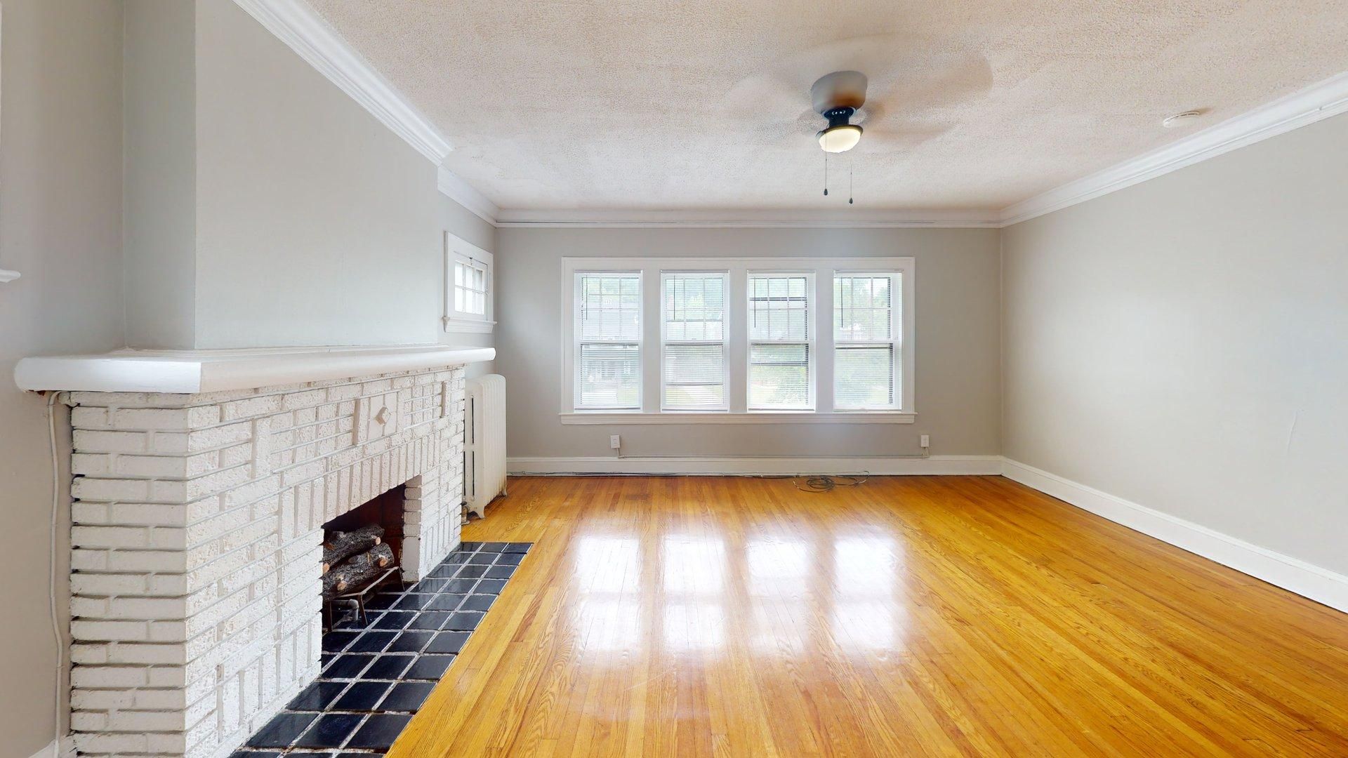 Cleveland Heights Apartment: 2431-39 Overlook Rd.