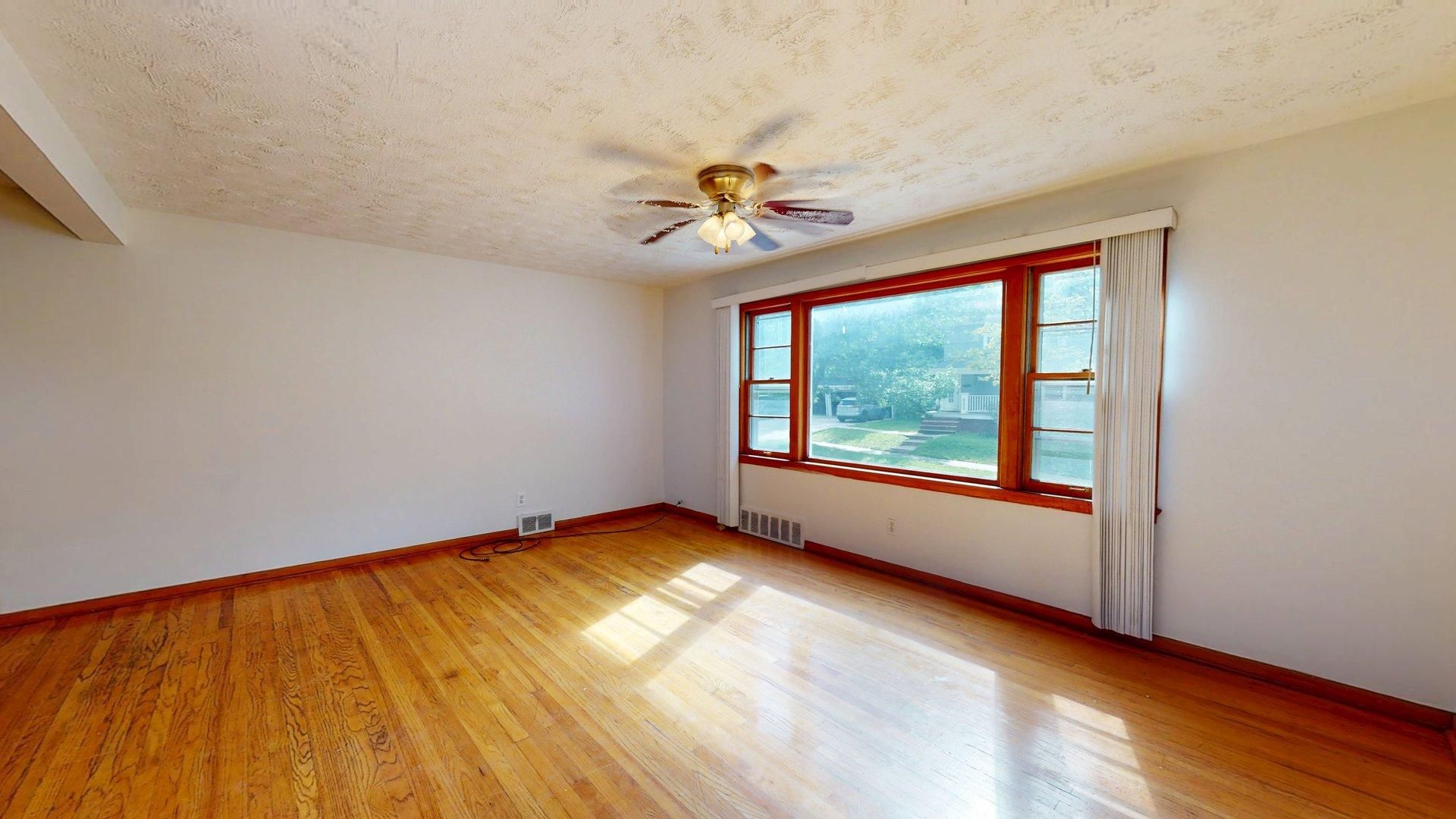 Cleveland Heights Apartment: 3239 Silsby Rd
