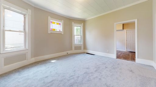 Denison/Stockyards neighborhood: updated 2 bedroom/1 bath – photo 1