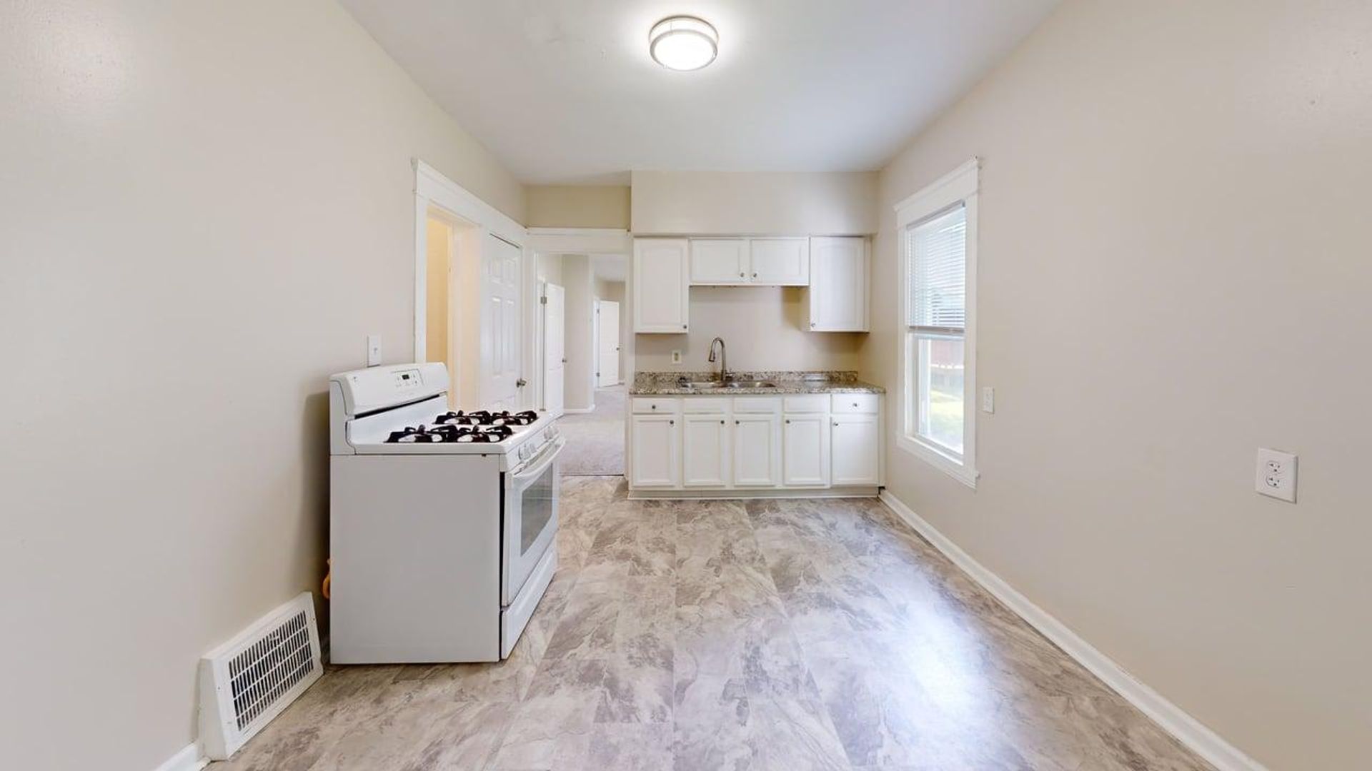 Cleveland House: 3018 E 128th St