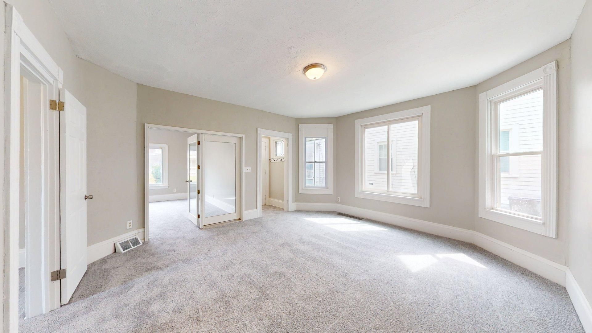 Cleveland Apartment: 3732 West 37th Street