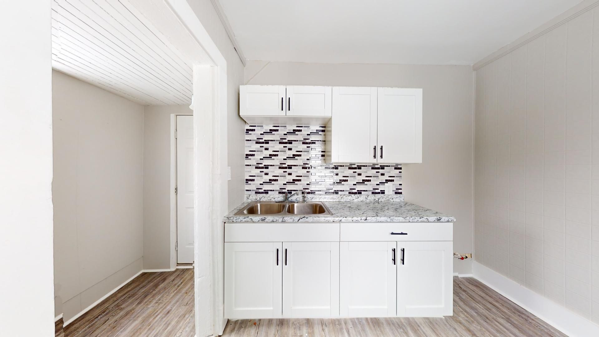 Cleveland Apartment: 4500 West 39th St.