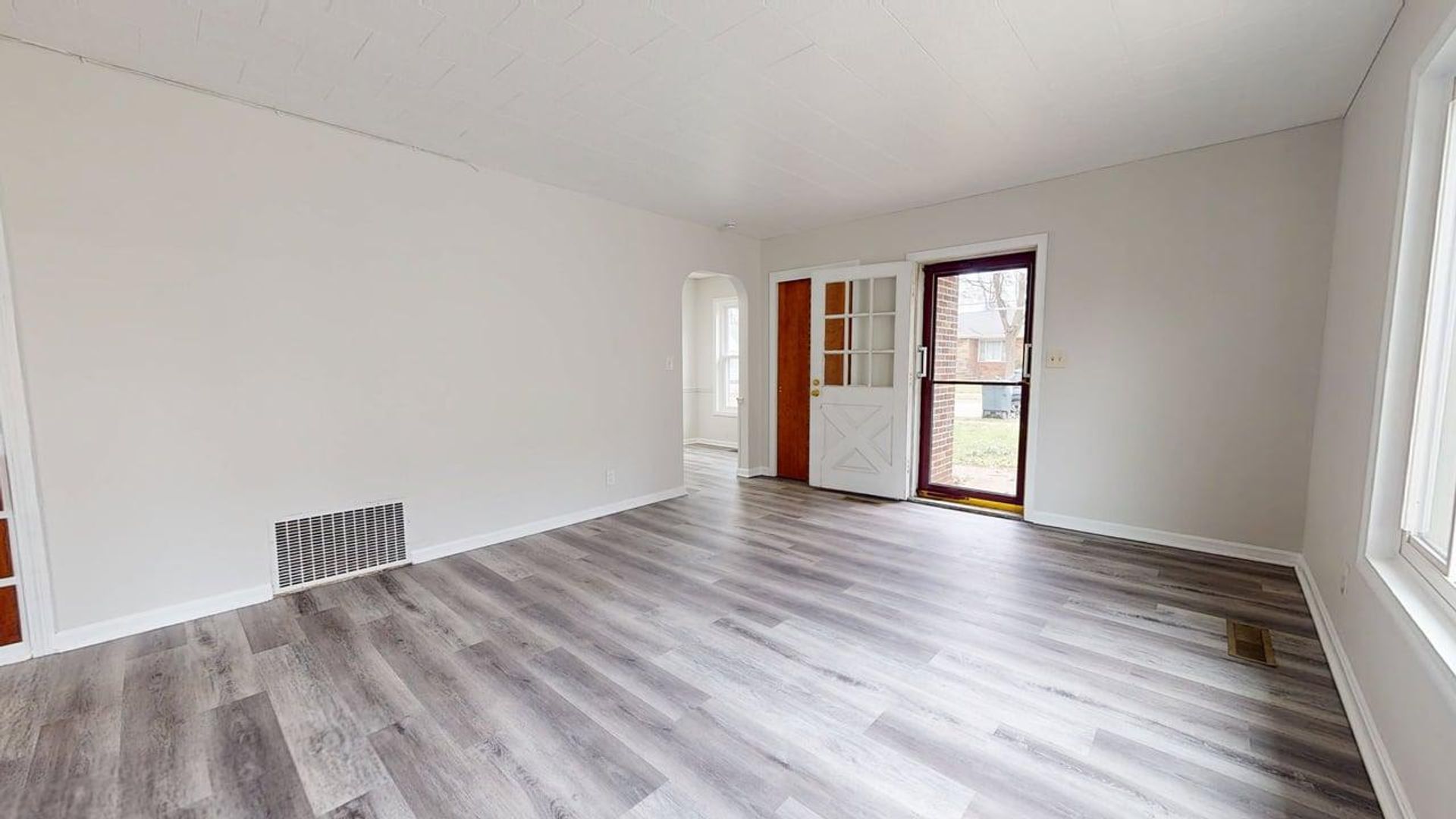 Akron House: 770 Triplett Blvd, Akron, OH 44306