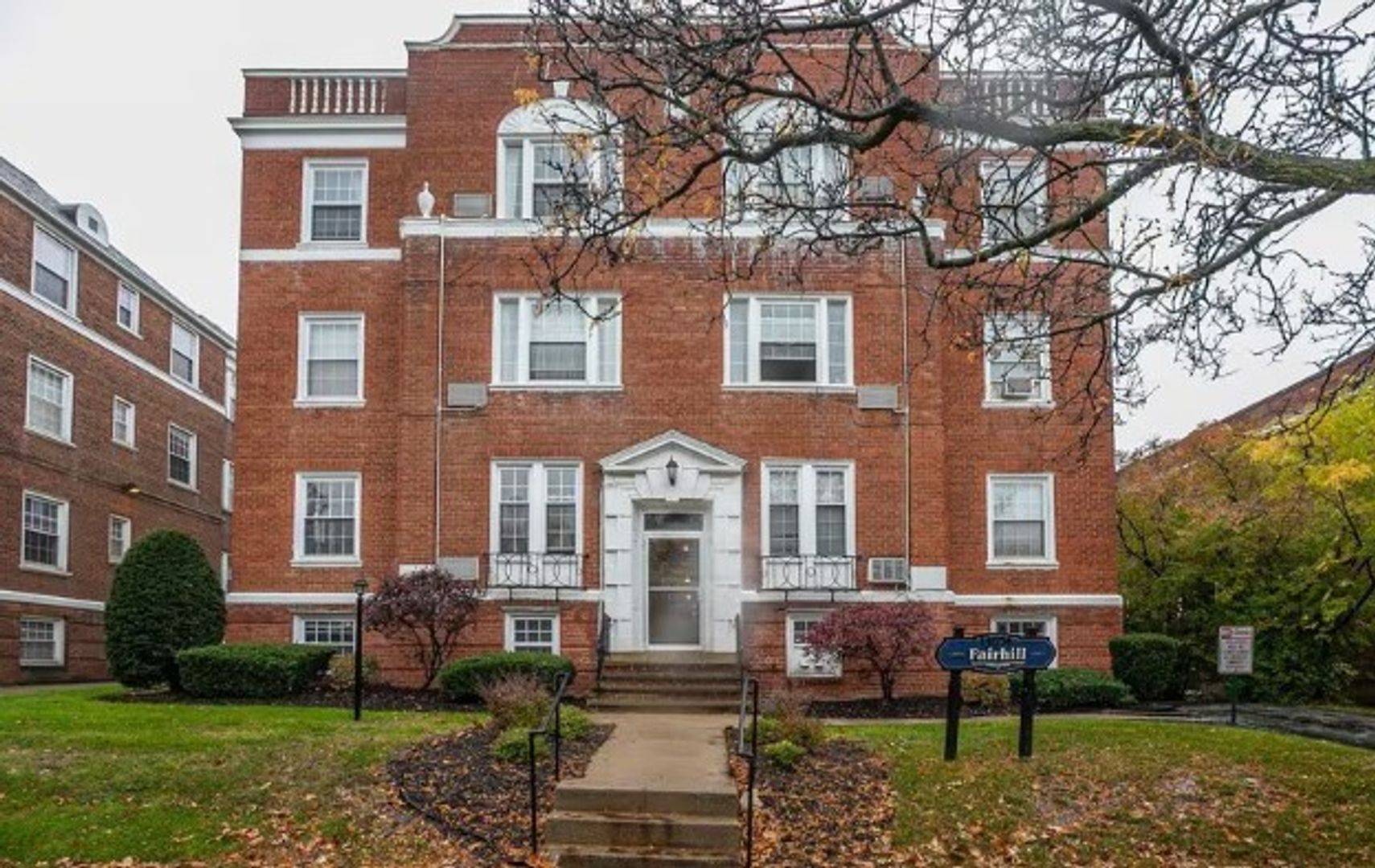 Shaker Heights Apartment: 13654 Fairhill Rd.