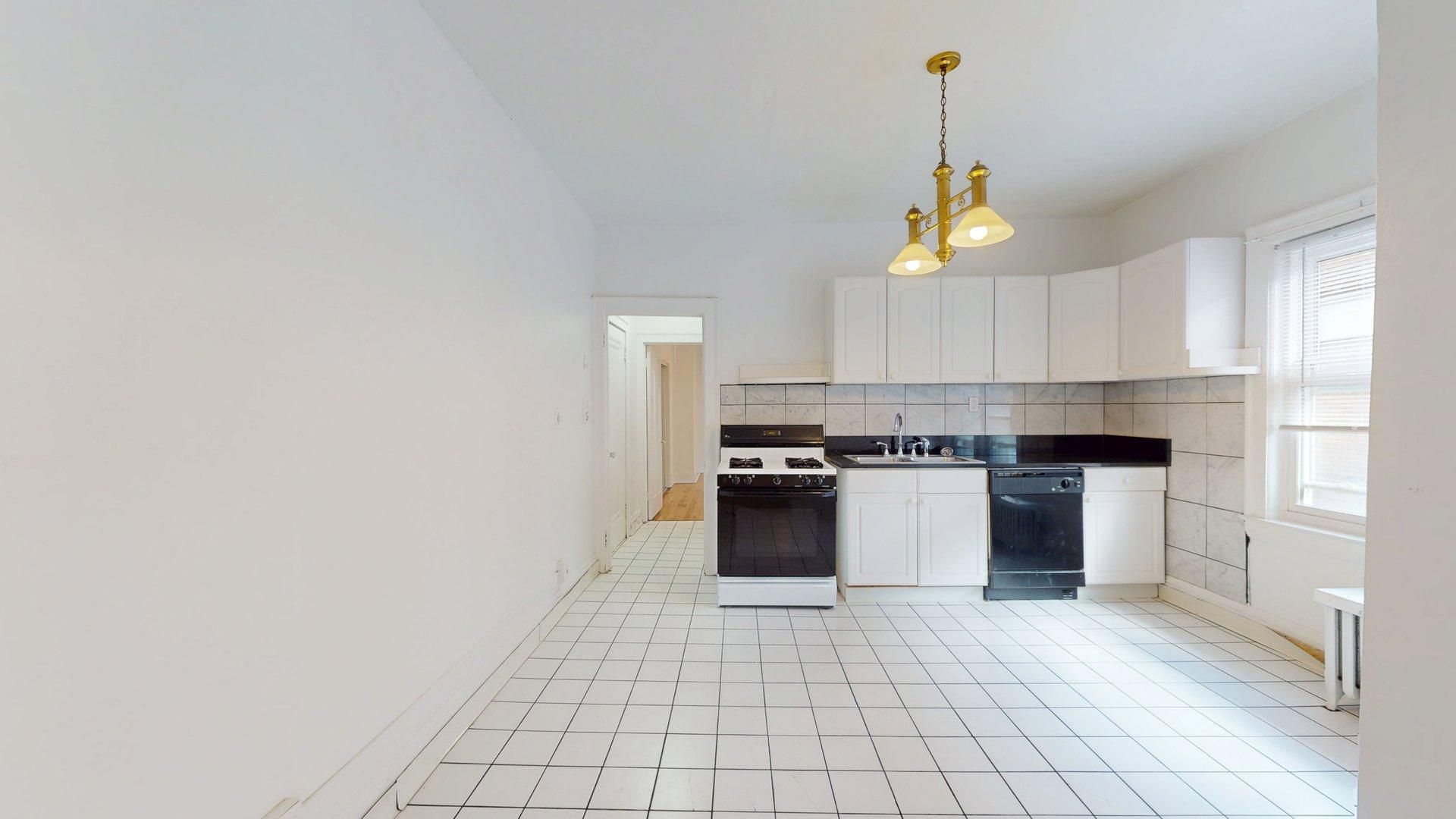 Cleveland Heights Apartment: 12467-12469 Cedar Road