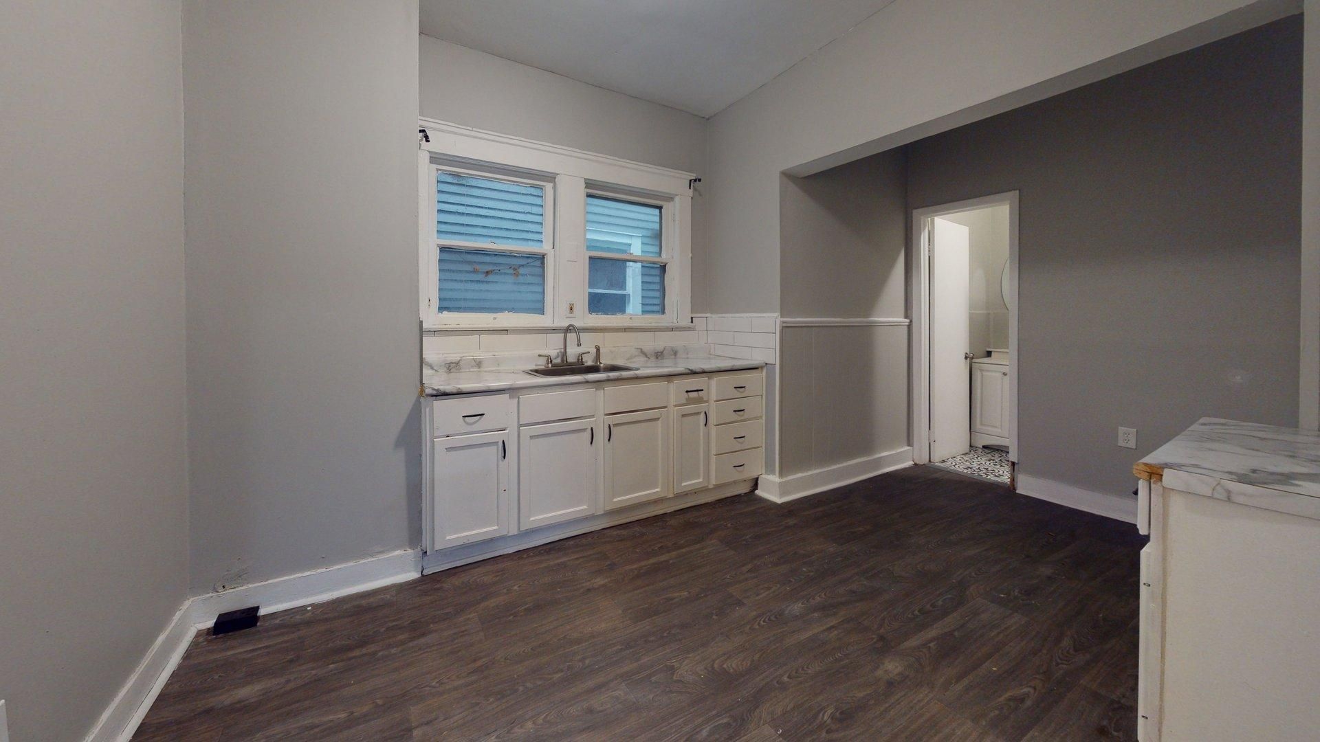 Cleveland Apartment: 3889 West 33rd St.