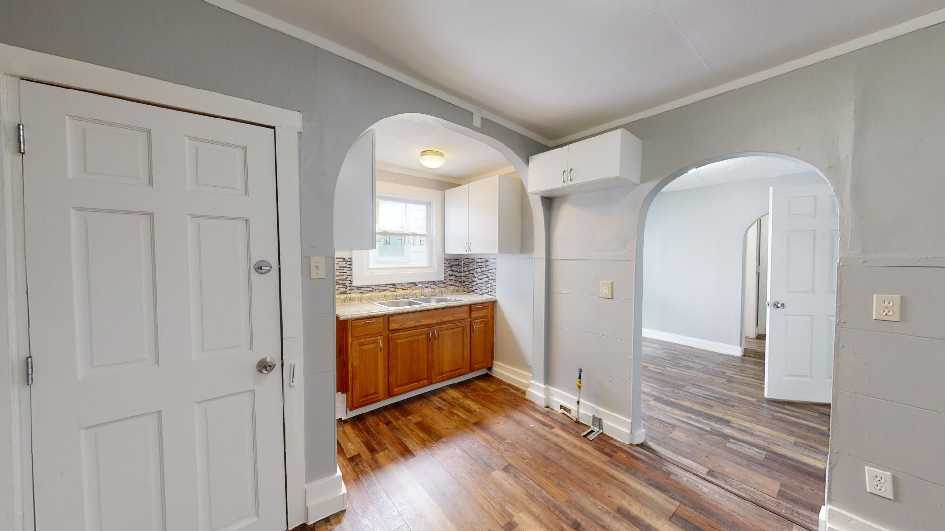 Cleveland Apartment: 3523 Walton Ave.