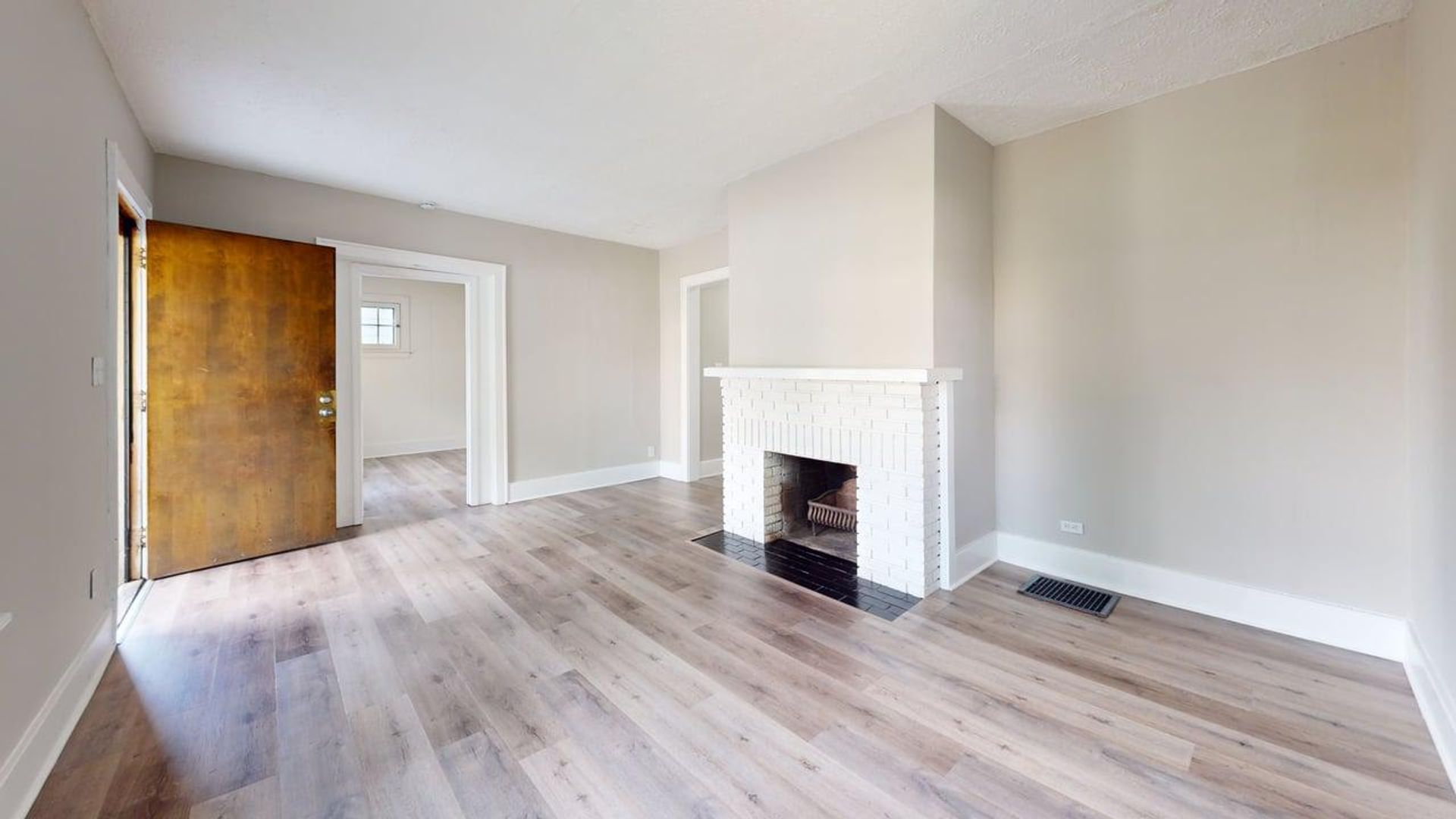 Akron Apartment: 294 Madison Avenue