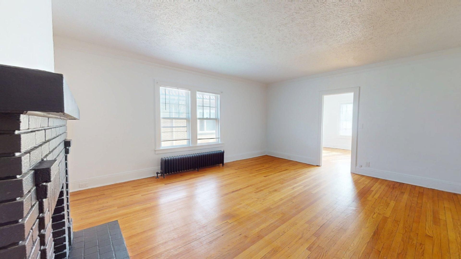 Cleveland Heights Apartment: 2423-25 Overlook Rd.