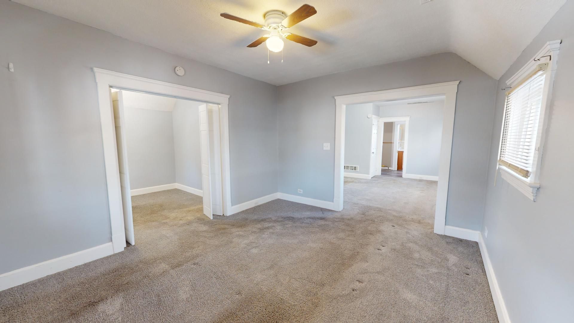 Cleveland Apartment: 3590 West 47th Street