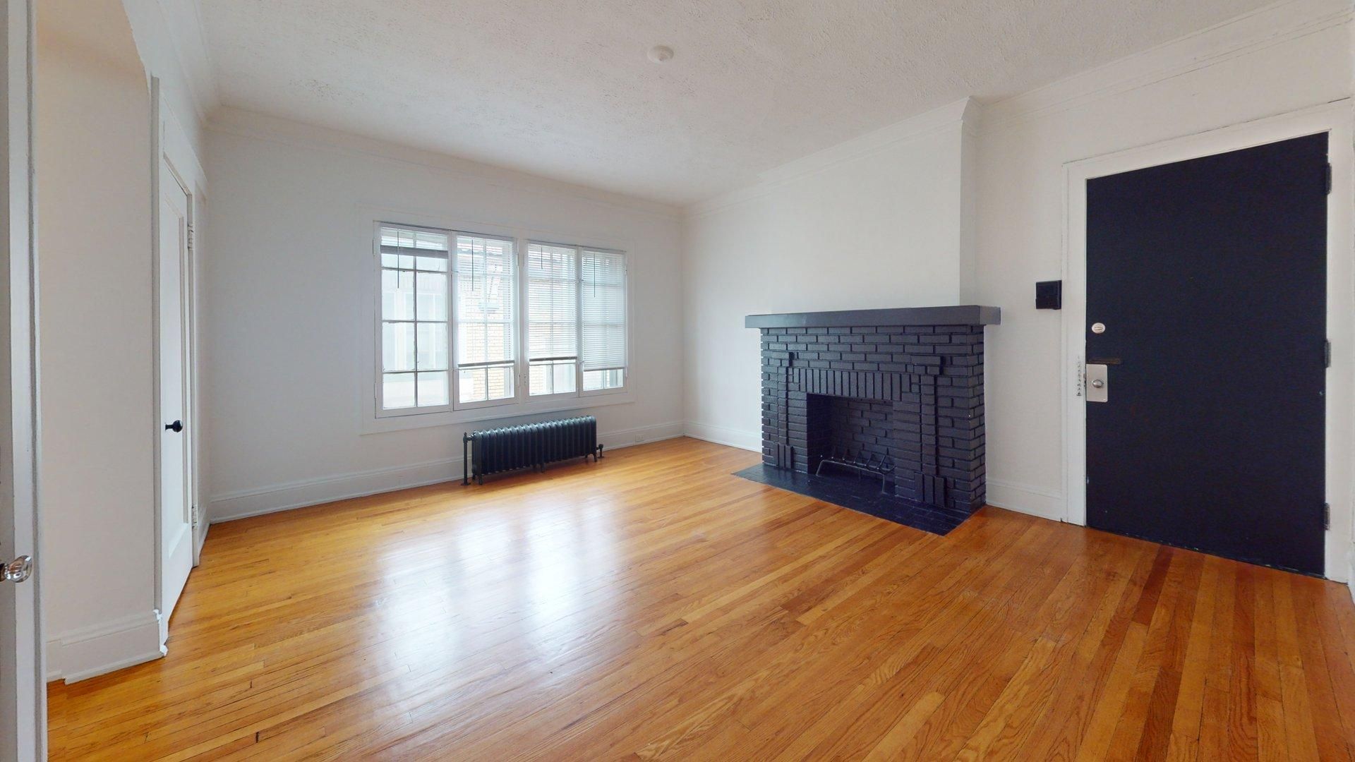 Cleveland Heights Apartment: 2423-25 Overlook Rd.