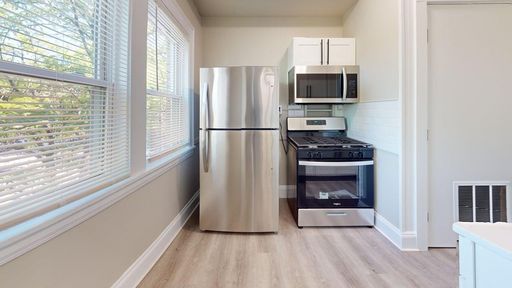 Newly Renovated! - Kamm’s Corner/Fairview Area 2 Bedroom Apartment – photo 1