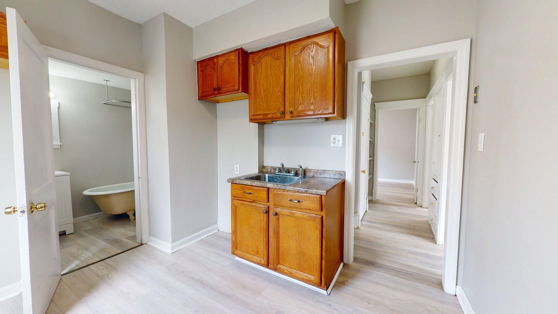 Cleveland Apartment: 3816 W. 36th St.