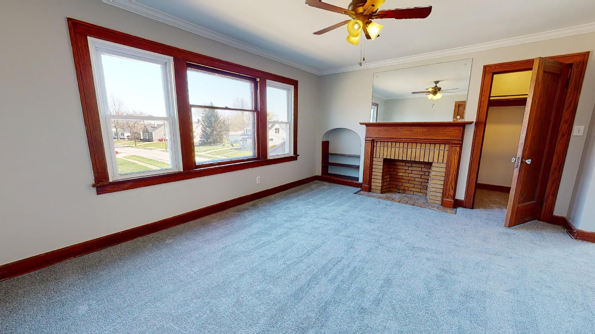 Parma Apartment: 6711 Dartworth Dr.