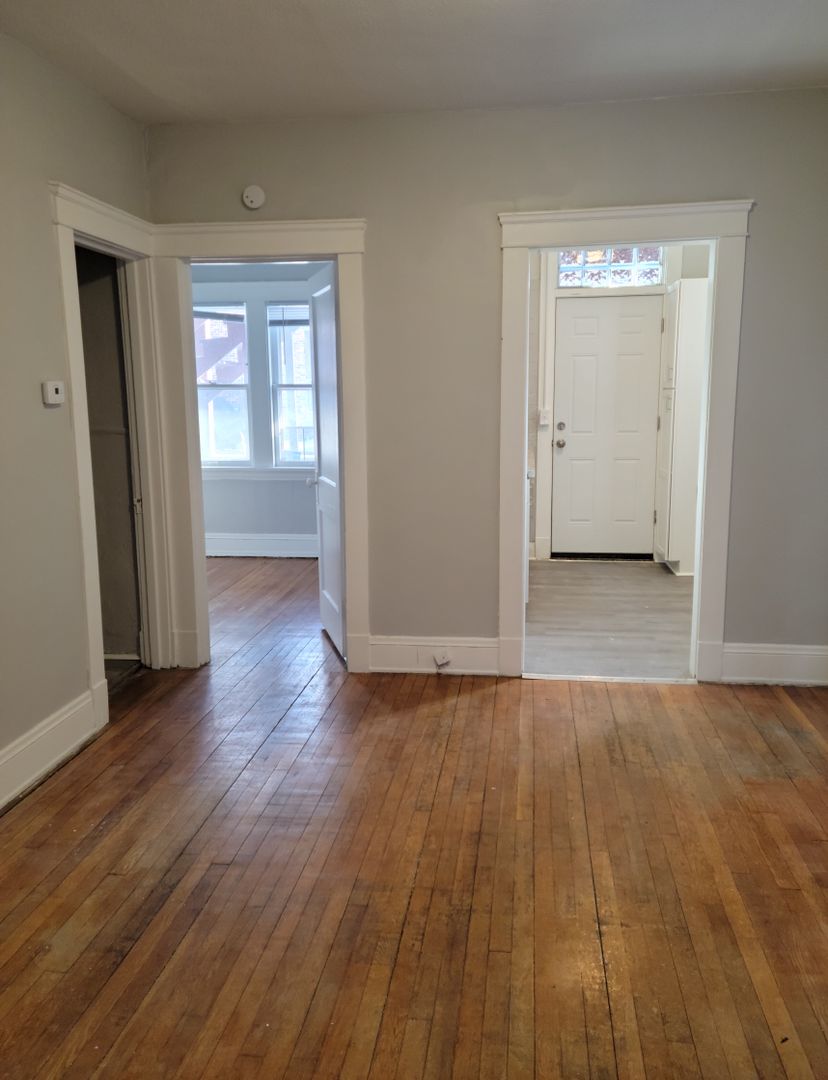 Lakewood Apartment: 11709-11711 Nelson Ct