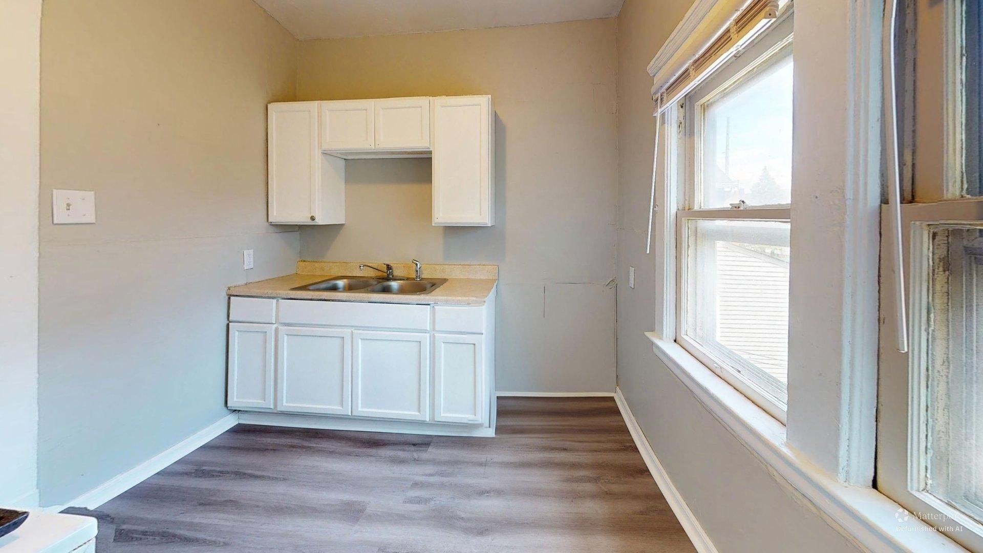 Cleveland Apartment: 3865 West 16th Street