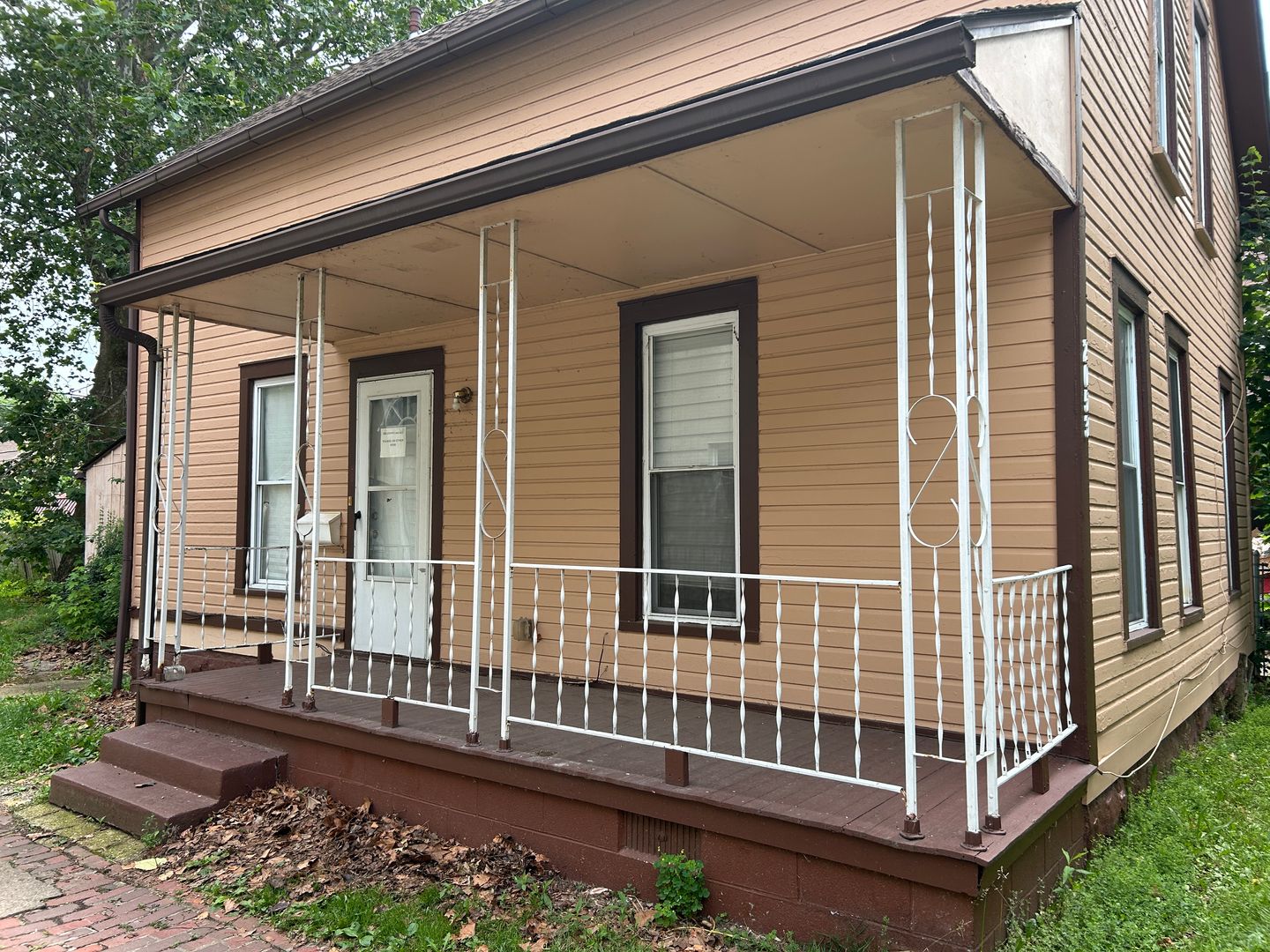 Cleveland House: 2053 West 95th Street