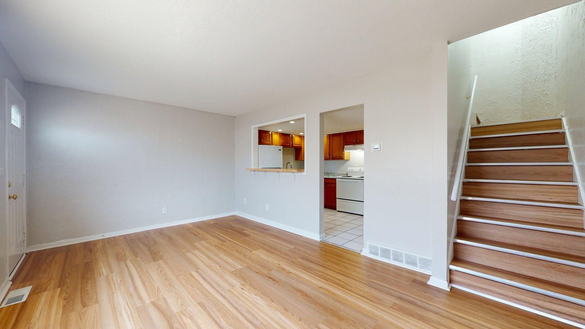 Elyria Apartment: 630 S. Abbe Rd.
