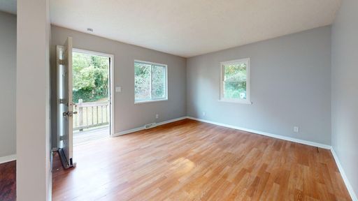 2-Bedroom apartment in Akron – photo 1