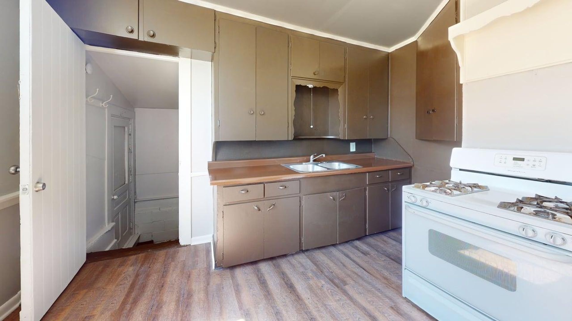 Canton Apartment: 1120 6th Street NW